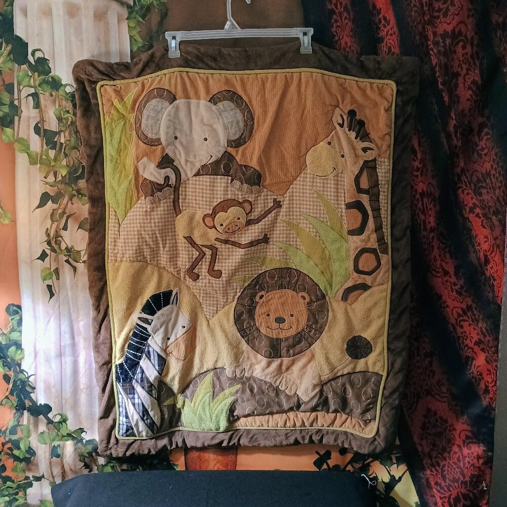 EUC: Lambs & Ivy Sze. 32" x 40" Brown & Tan Bedding Jungle Animal Themed
